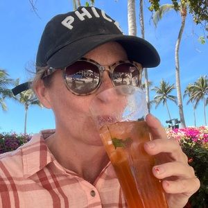 Meet your Posher, Kendra